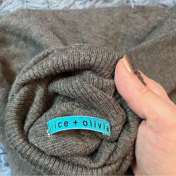 Alice + Olivia Gray Turtleneck Mini Wool Dress Size 4 - Picture 5 of 5